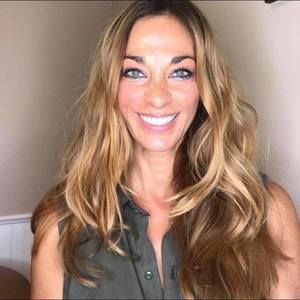 Meet your Posher, Leslie